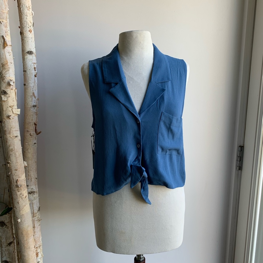 Aritzia Wilfred free Tie-Front Top in Blue Toile L